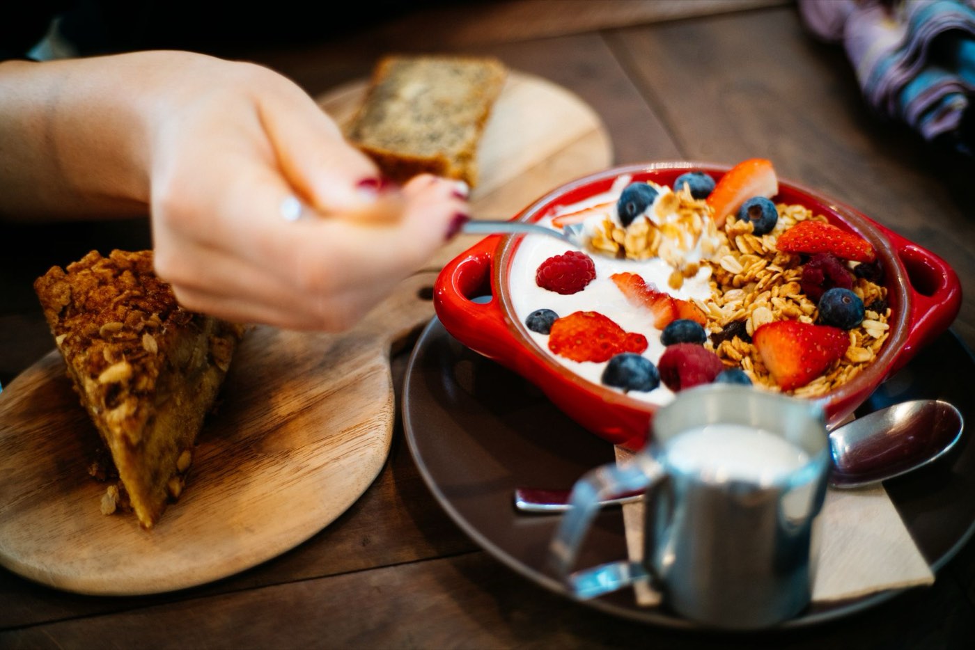Astuces pour réduire les envies de sucre en restant rassasié